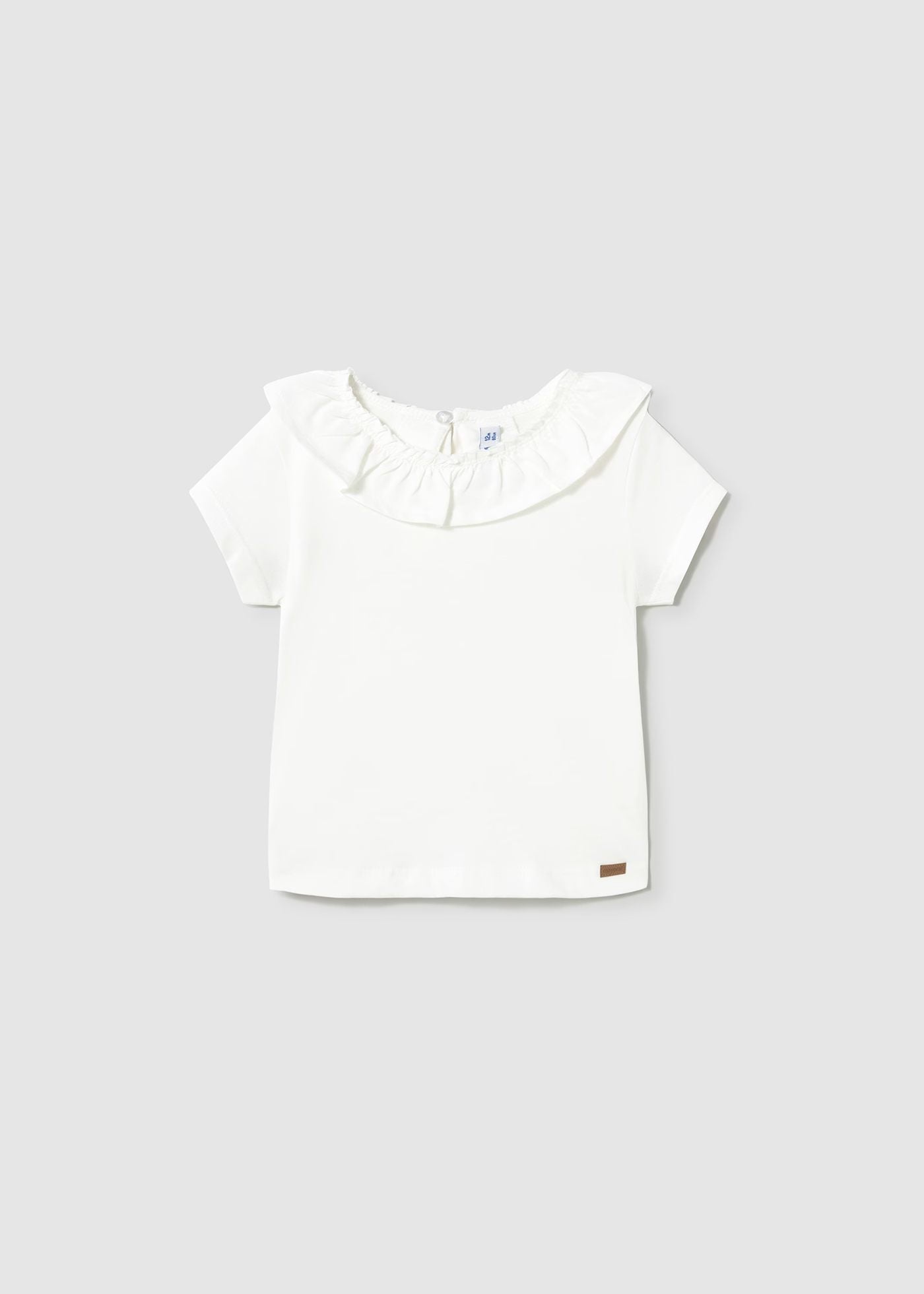 Blusa basica con cuello olán