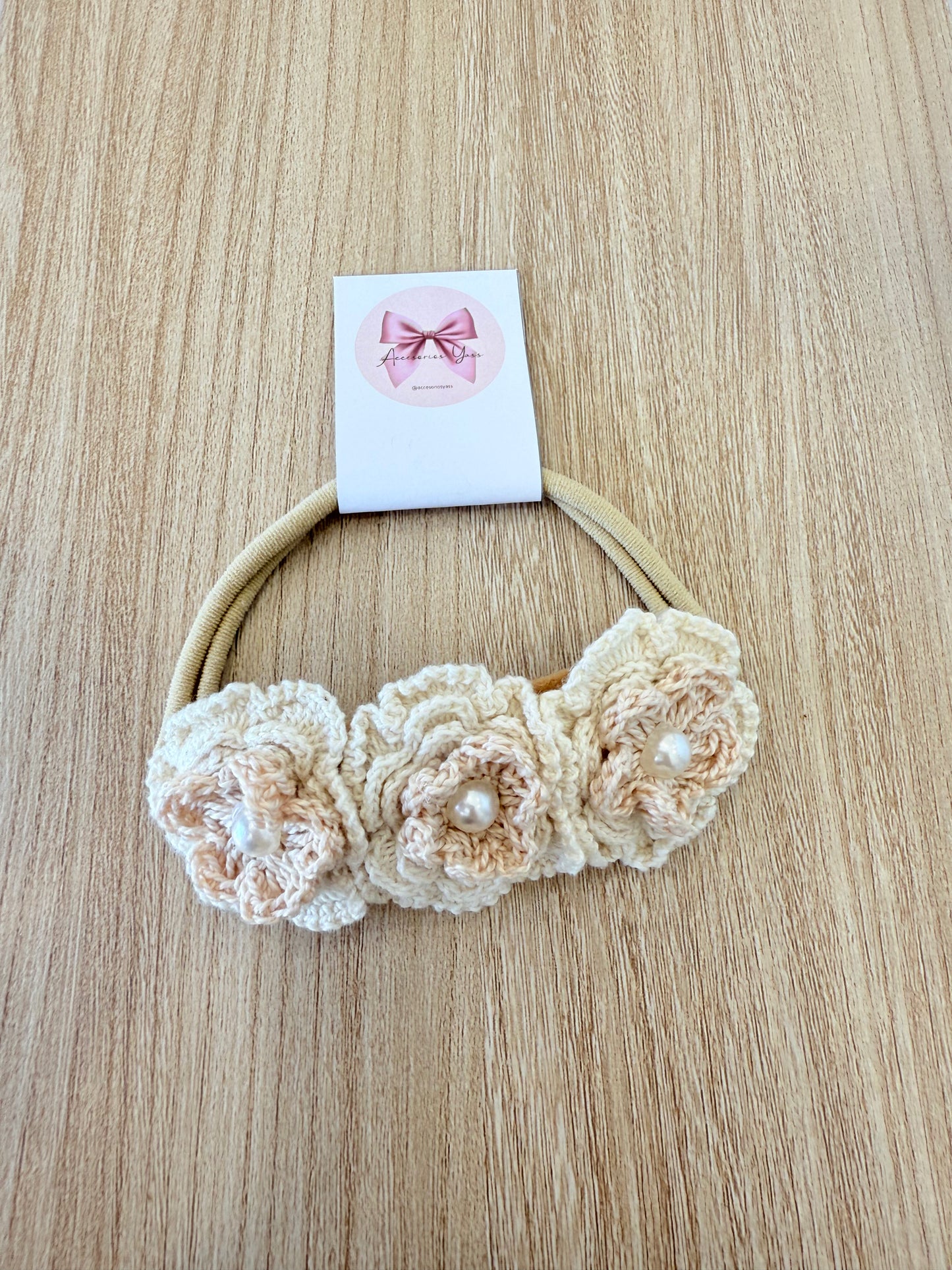 Bandita flores tejidas
