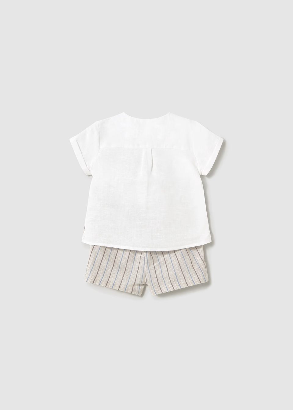 Conjunto short y camisa con lino