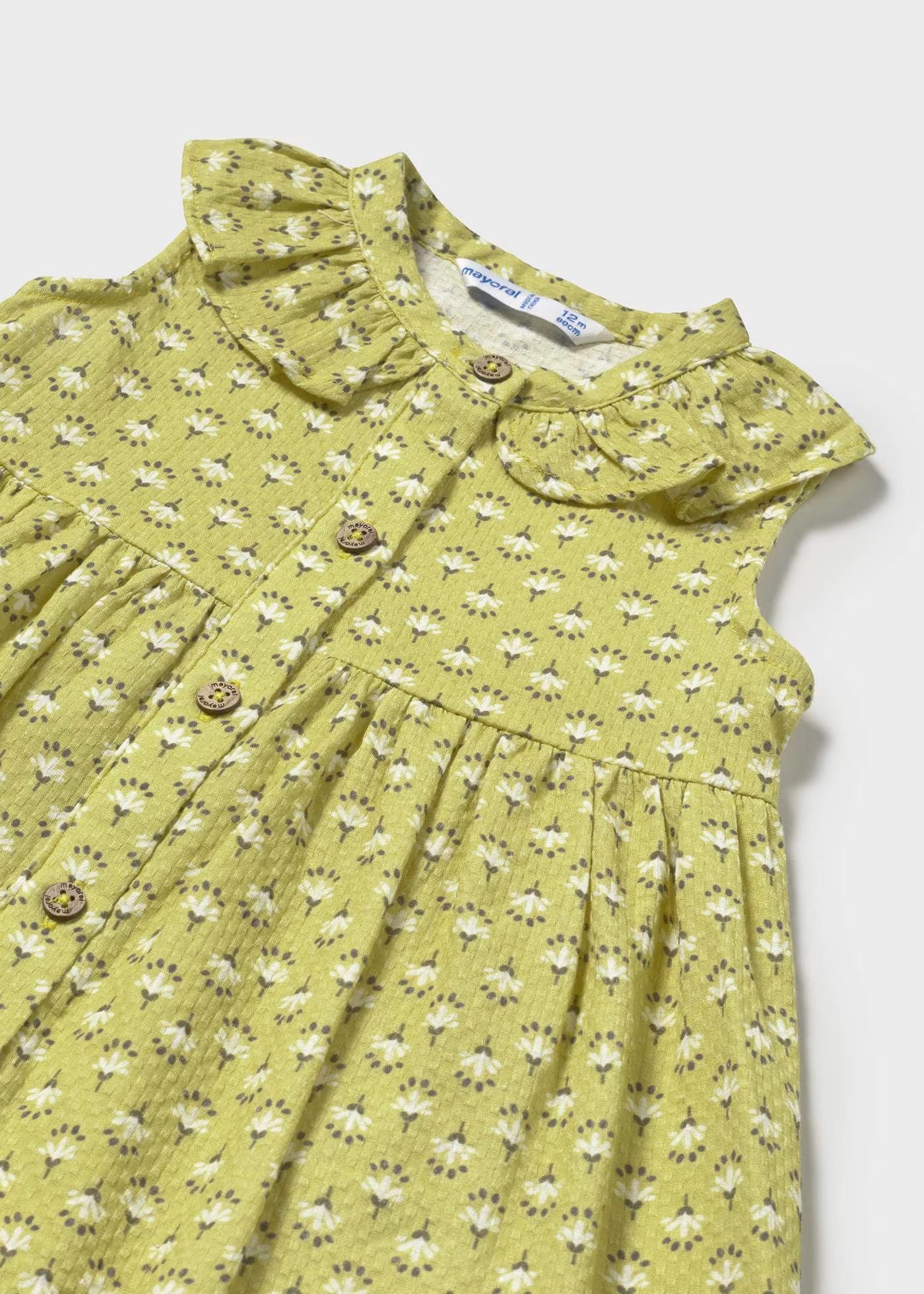Vestido estampado con botones