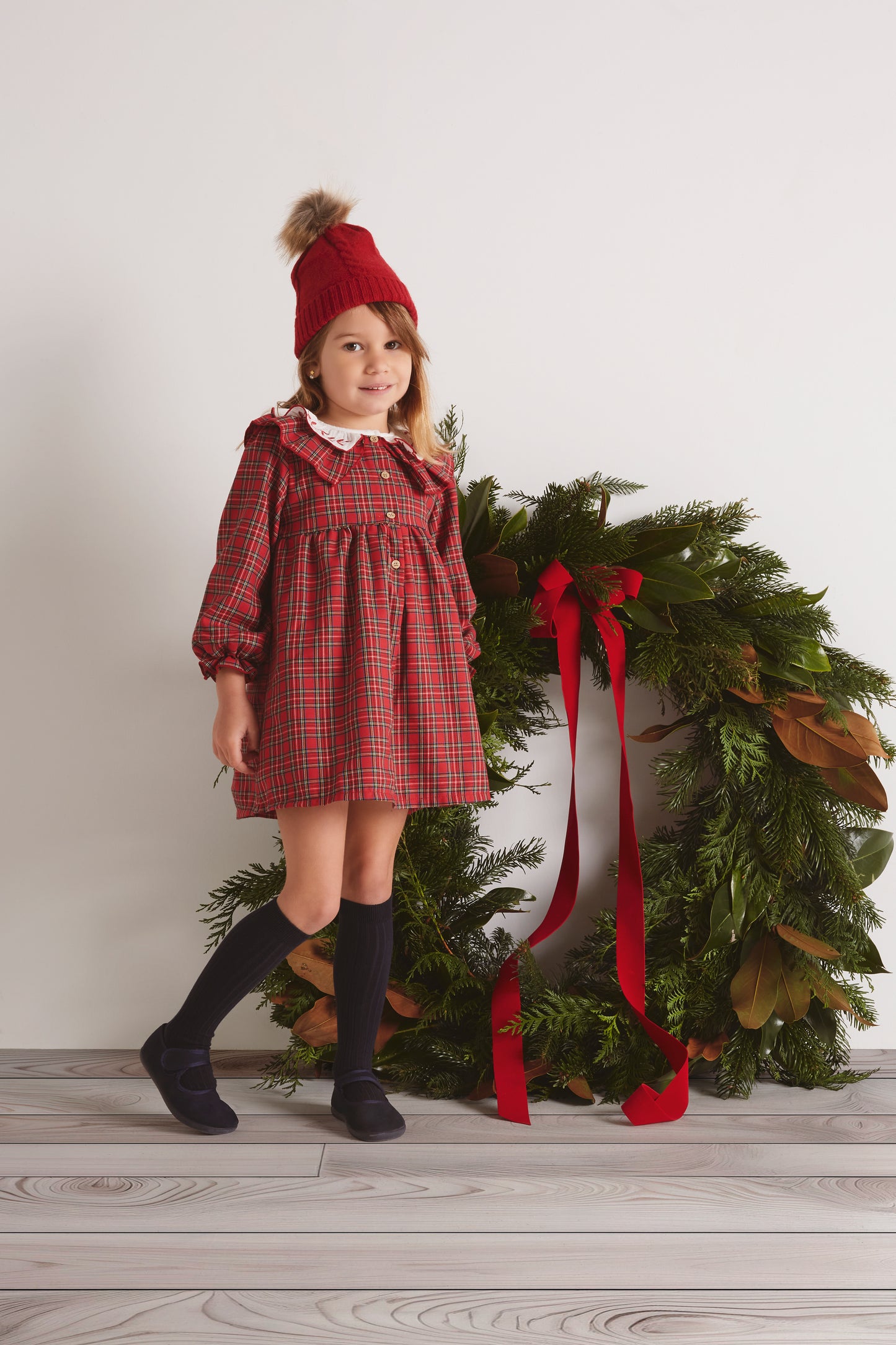 Vestido cuadros cuello bordado