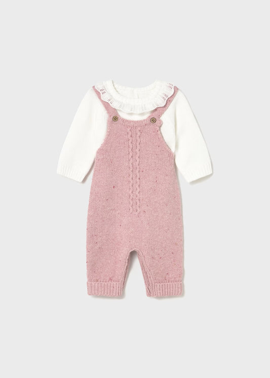 Conjunto peto y suéter