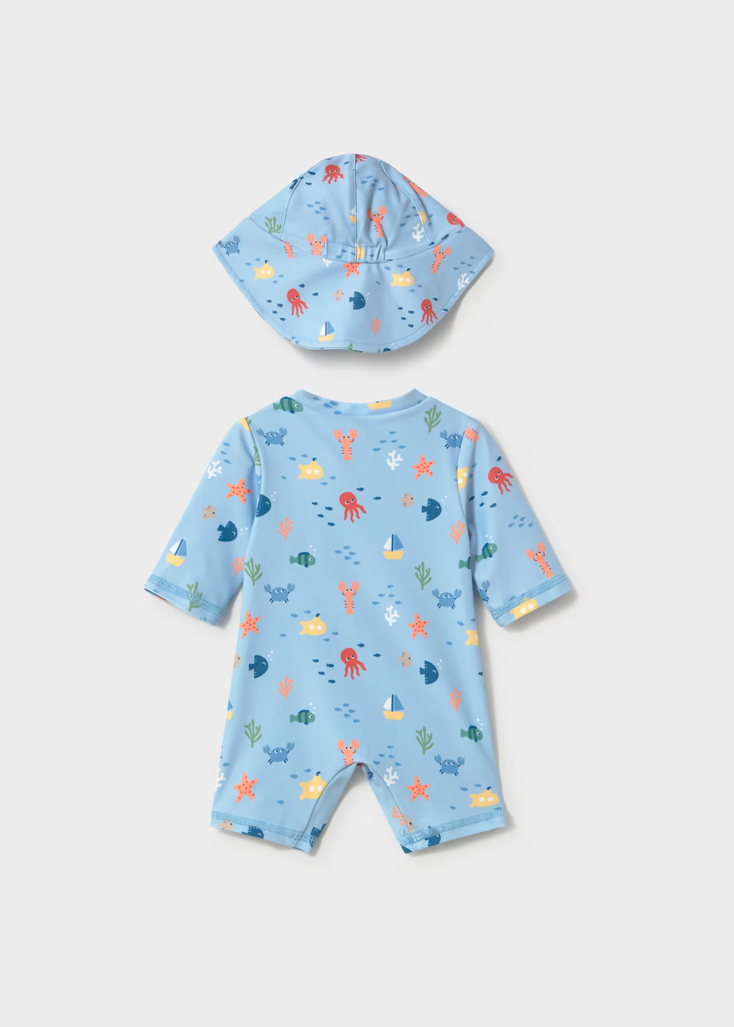 Traje de baño con gorro