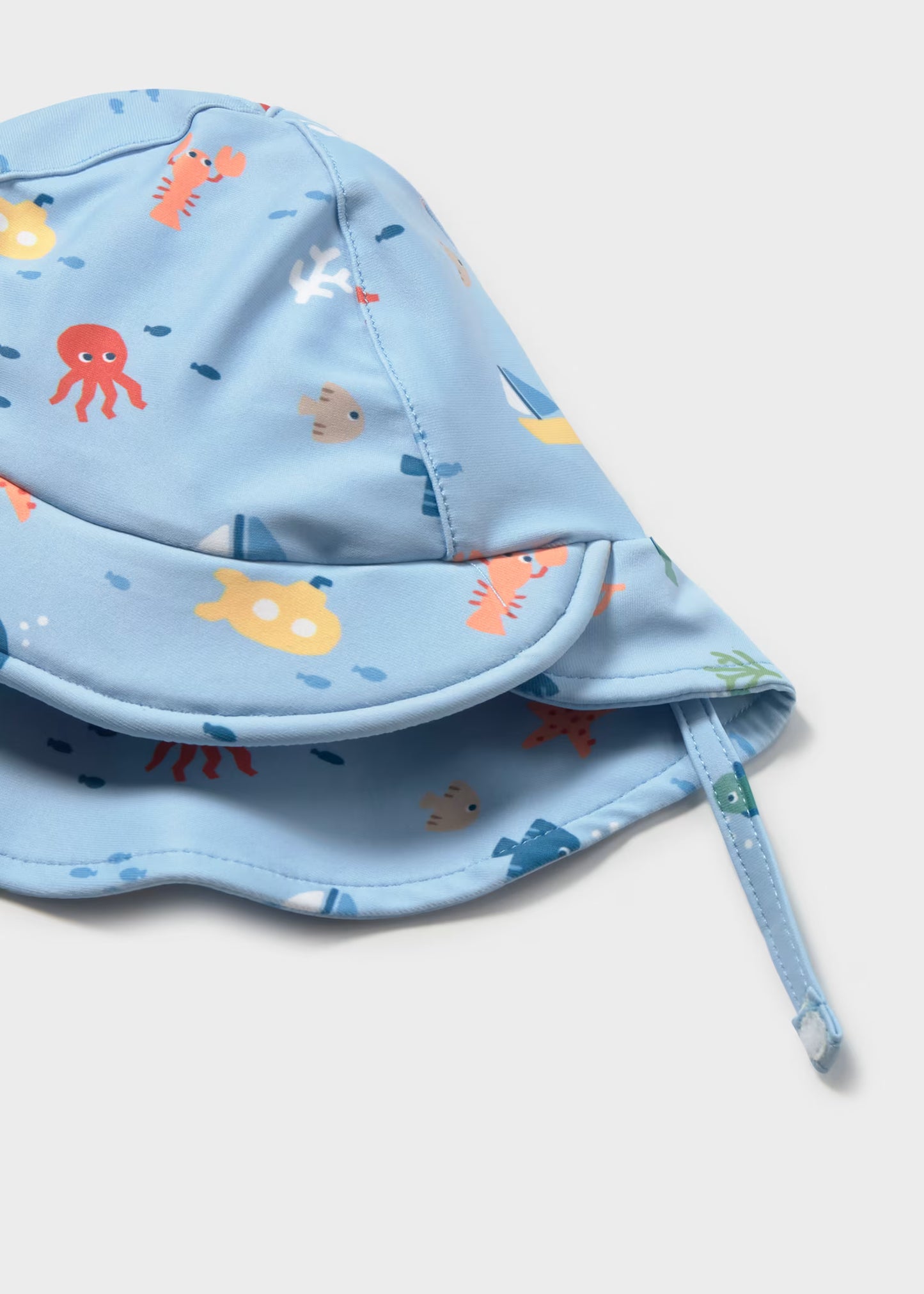 Traje de baño con gorro